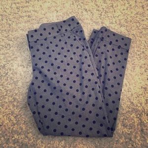 Limited size 4 drew fit ankle pants